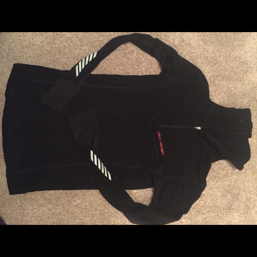 Warm, sporty HH top